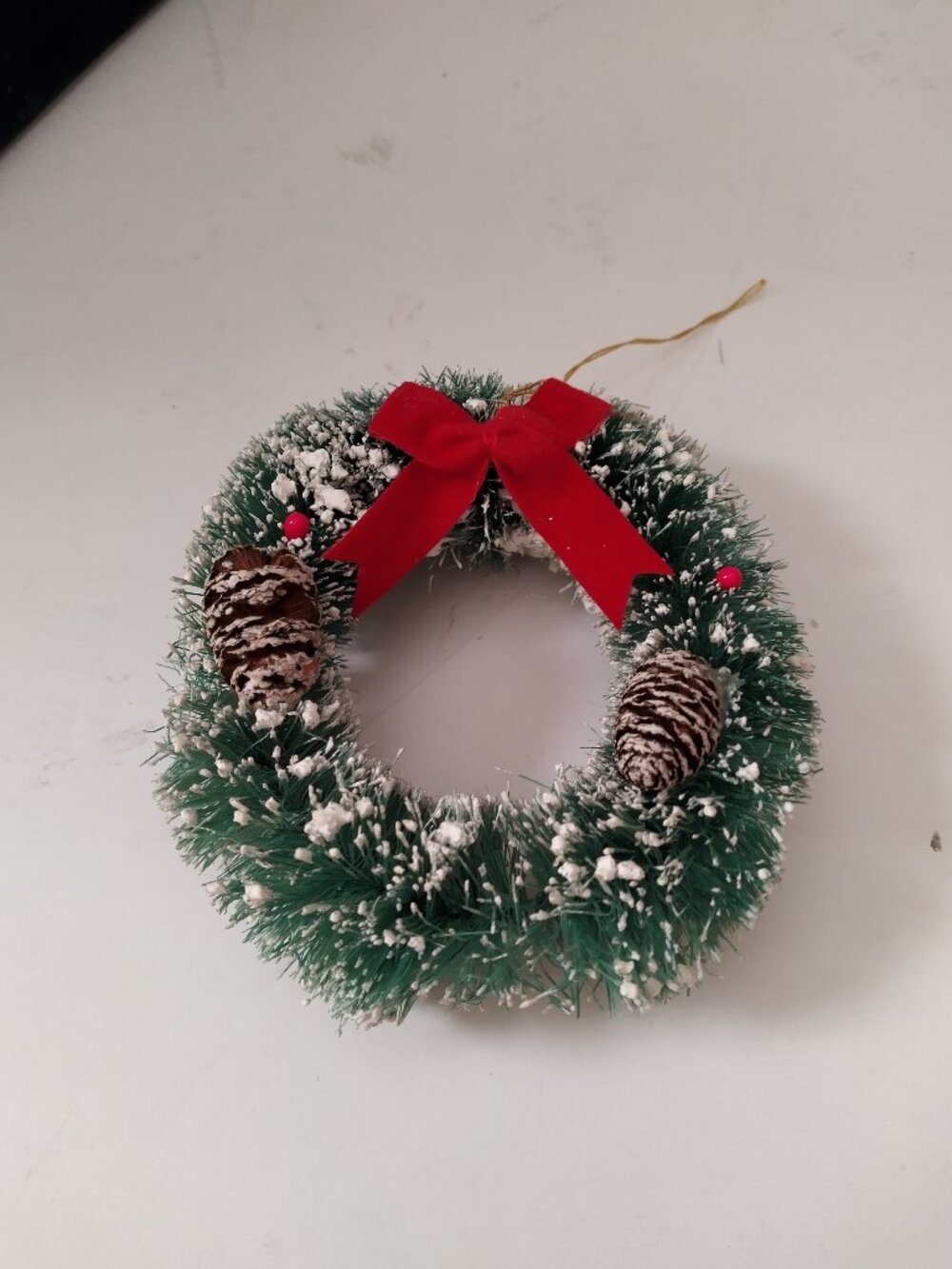 Vintage Wreath Xmas Ornament